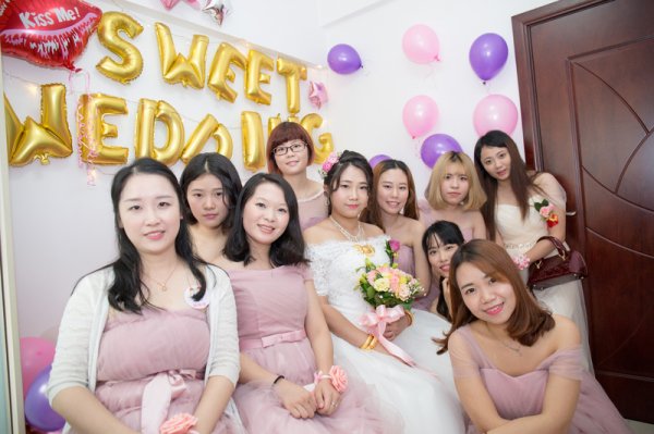 全天婚礼新娘跟妆