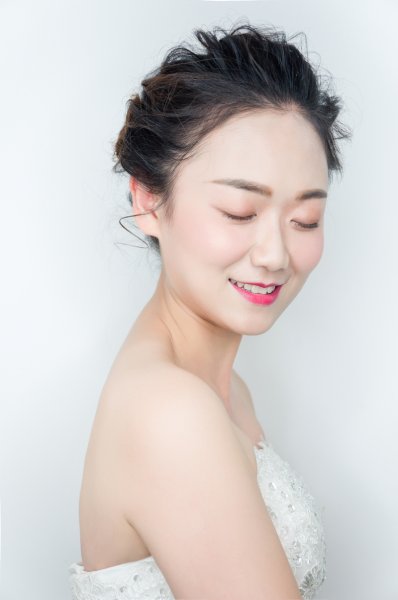 新娘化妆造型 高级化妆师