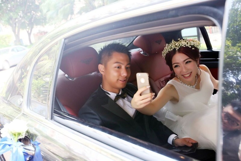 婚礼跟拍领证跟拍订婚宴跟拍摄影婚纱照