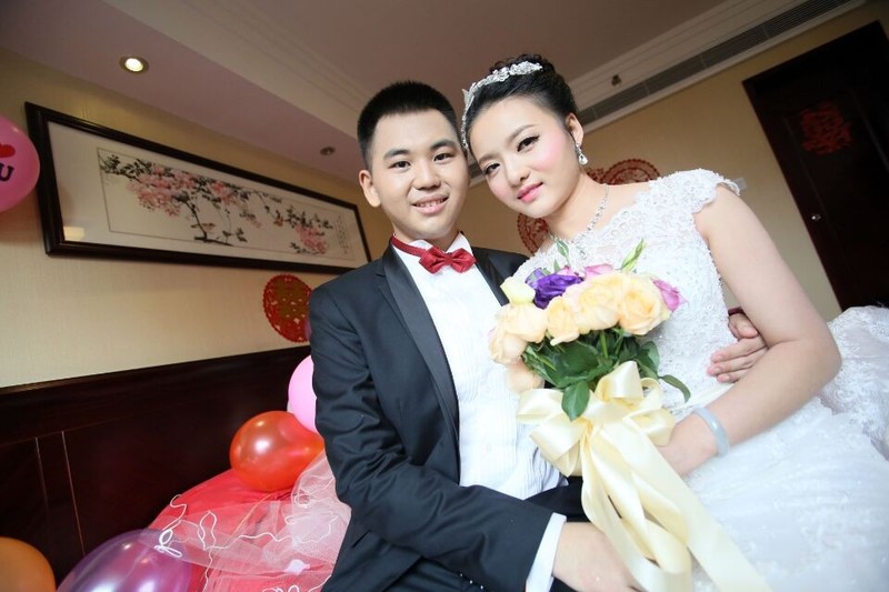 婚礼跟拍领证跟拍订婚宴跟拍摄影婚纱照